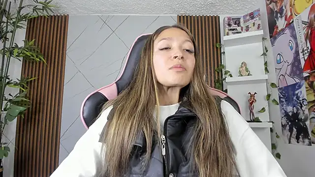 Victoria Adams14 online show from February 14, 2025, 12:47 pm