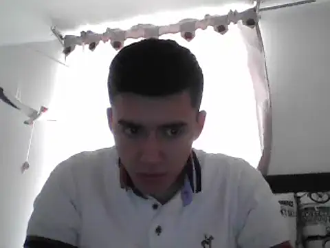 Snapshot of Estebitan_vm chatting on January 8, 2025, 1:41 pm Estebitan vm online show from January 8, 2025, 1:41 pm