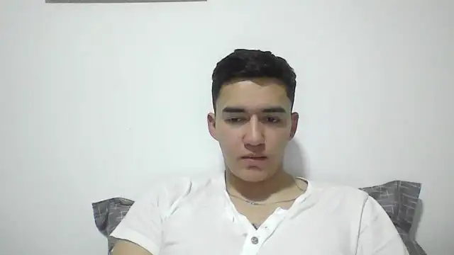 Estebitan vm online show from November 18, 2025, 3:23 am