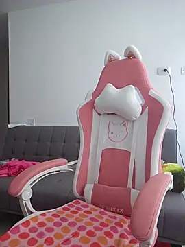 Snapshot of azumiichan chatting on November 20, 2025, 2:50 pm azumiichan online show from November 20, 2025, 2:50 pm