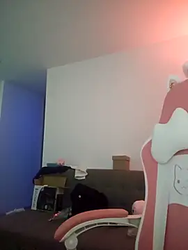 Snapshot of azumiichan chatting on November 29, 2025, 12:24 am azumiichan online show from November 29, 2025, 12:24 am