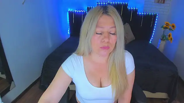 arisha katy1 online show from January 4, 2025, 11:59 pm