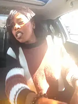 CamGirlLeanna online show from March 7, 2025, 7:38 pm