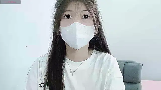 tanhxiu online show from December 8, 2024, 4:28 pm