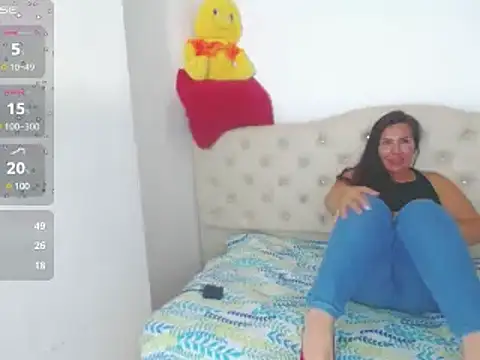 Snapshot of evelyn_mature19 chatting on January 26, 2025, 4:41 am evelyn mature19 online show from January 26, 2025, 4:41 am