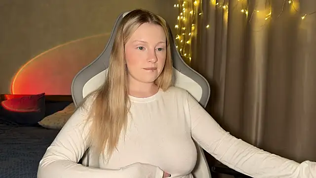 x ivy x online show from December 20, 2025, 4:47 pm