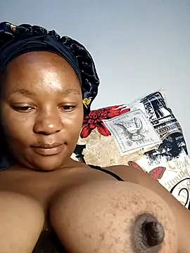 Snapshot of BrownEyed_K chatting on January 17, 2026, 4:39 am BrownEyed K online show from January 17, 2026, 4:39 am