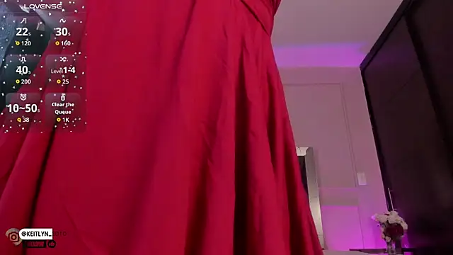 keitlynsoto online show from September 28, 2025, 12:32 pm