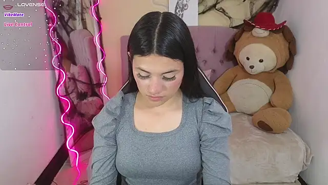 Chiara tay online show from October 23, 2025, 3:06 am