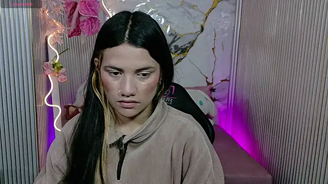 Chiara tay online show from May 25, 2026, 7:09 pm
