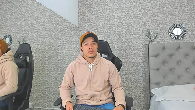 Snapshot of Bryson_Collins_ chatting on January 29, 2025, 11:09 am Bryson Collins online show from January 29, 2025, 11:09 am