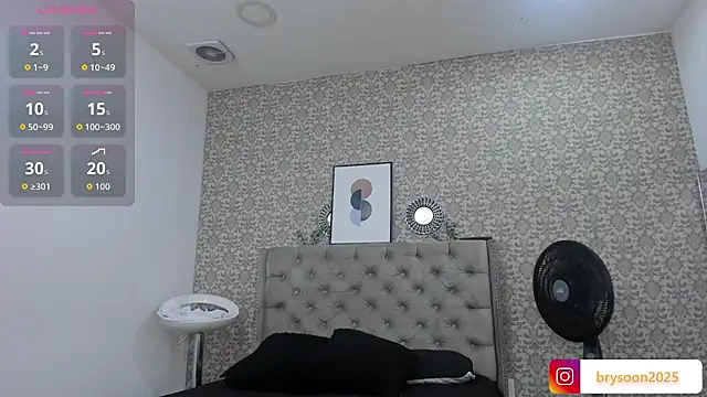 Snapshot of Bryson_Collins_ chatting on October 10, 2025, 11:26 pm Bryson Collins online show from October 10, 2025, 11:26 pm