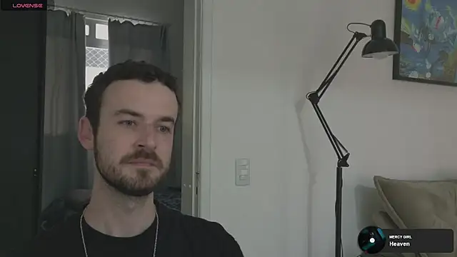 sexxxsutra online show from April 5, 2026, 8:17 pm