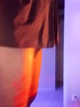 Snapshot of McdyllanXX chatting on October 4, 2025, 4:05 pm McdyllanXX online show from October 4, 2025, 4:05 pm