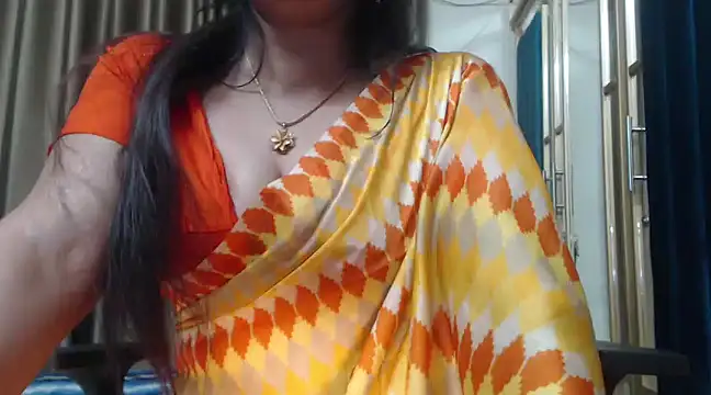 Snapshot of desi-maisa130 chatting on December 1, 2024, 4:29 pm desi-maisa130 online show from December 1, 2024, 4:29 pm