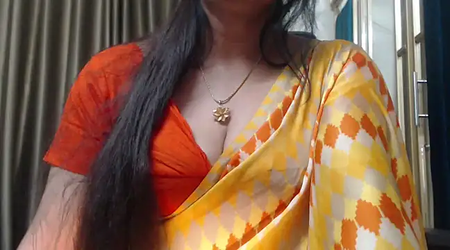Snapshot of desi-maisa130 chatting on December 1, 2024, 7:36 pm desi-maisa130 online show from December 1, 2024, 7:36 pm