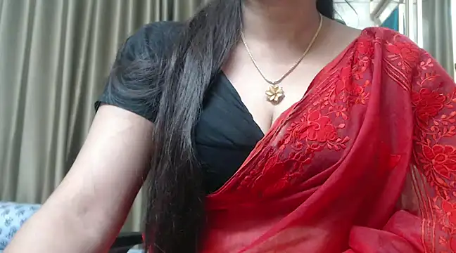Snapshot of desi-maisa130 chatting on December 7, 2024, 10:28 pm desi-maisa130 online show from December 7, 2024, 10:28 pm