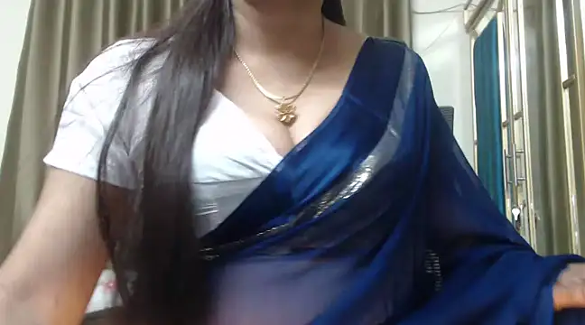 Snapshot of desi-maisa130 chatting on December 8, 2024, 4:07 pm desi-maisa130 online show from December 8, 2024, 4:07 pm
