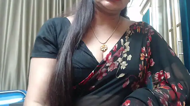 Snapshot of desi-maisa130 chatting on January 13, 2025, 8:04 pm desi-maisa130 online show from January 13, 2025, 8:04 pm