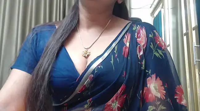 Snapshot of desi-maisa130 chatting on January 16, 2025, 3:24 pm desi-maisa130 online show from January 16, 2025, 3:24 pm