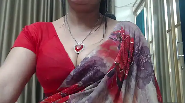 Snapshot of desi-maisa130 chatting on January 24, 2025, 9:47 pm desi-maisa130 online show from January 24, 2025, 9:47 pm