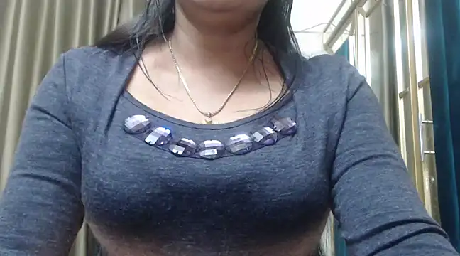 Snapshot of desi-maisa130 chatting on February 13, 2025, 3:24 pm desi-maisa130 online show from February 13, 2025, 3:24 pm