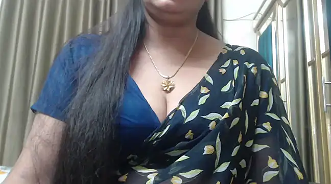 Snapshot of desi-maisa130 chatting on February 20, 2025, 5:07 pm desi-maisa130 online show from February 20, 2025, 5:07 pm