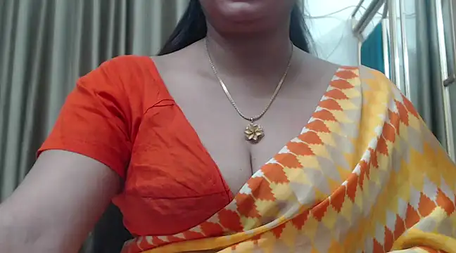 Snapshot of desi-maisa130 chatting on March 2, 2025, 8:18 pm desi-maisa130 online show from March 2, 2025, 8:18 pm