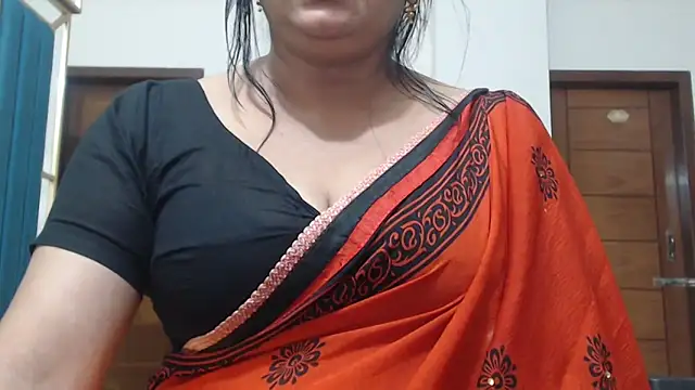 desi-maisa130 online show from April 29, 2026, 4:44 pm