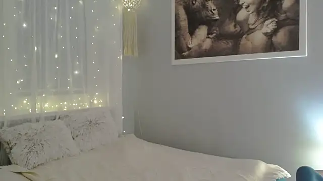 Snapshot of JulietteDiamond chatting on January 11, 2025, 9:57 pm JulietteDiamond online show from January 11, 2025, 9:57 pm