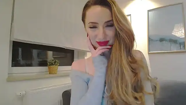 Snapshot of JulietteDiamond chatting on February 8, 2025, 9:25 pm JulietteDiamond online show from February 8, 2025, 9:25 pm