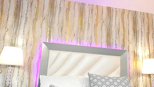 SophiaLaurens online show from February 11, 2025, 7:16 pm