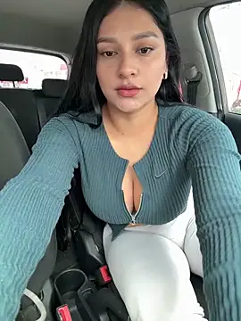 sarasoto 1 online show from February 4, 2025, 6:49 pm