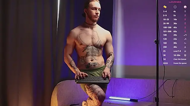 Snapshot of pleasure8869 chatting on March 11, 2025, 7:26 am pleasure8869 online show from March 11, 2025, 7:26 am