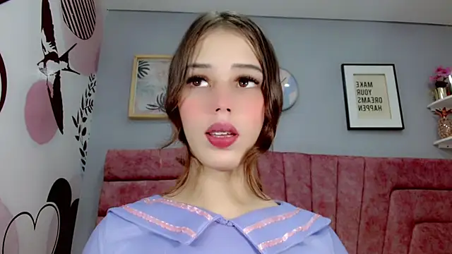 ValeriaAguilar online show from March 16, 2025, 10:11 am