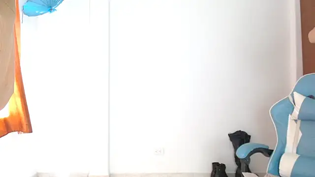 Snapshot of TokioStar chatting on February 21, 2026, 3:24 pm TokioStar online show from February 21, 2026, 3:24 pm