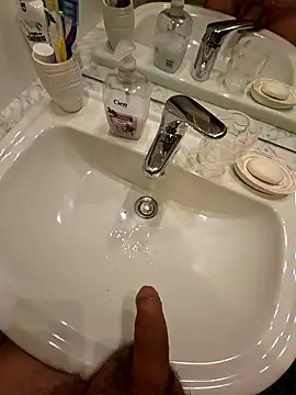 teddy79good online show from October 21, 2025, 4:30 pm