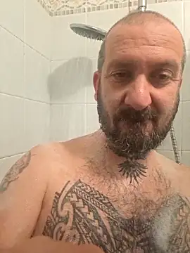 teddy79good online show from November 6, 2025, 5:25 pm