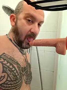 teddy79good online show from December 20, 2025, 1:07 pm