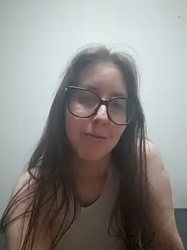 Snapshot of Sarah459 chatting on October 5, 2025, 9:02 pm Sarah459 online show from October 5, 2025, 9:02 pm