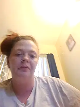 swauvesnap online show from October 22, 2025, 7:57 pm