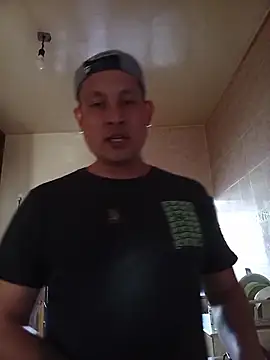 Snapshot of Zordomud0 chatting on February 16, 2026, 4:14 pm Zordomud0 online show from February 16, 2026, 4:14 pm