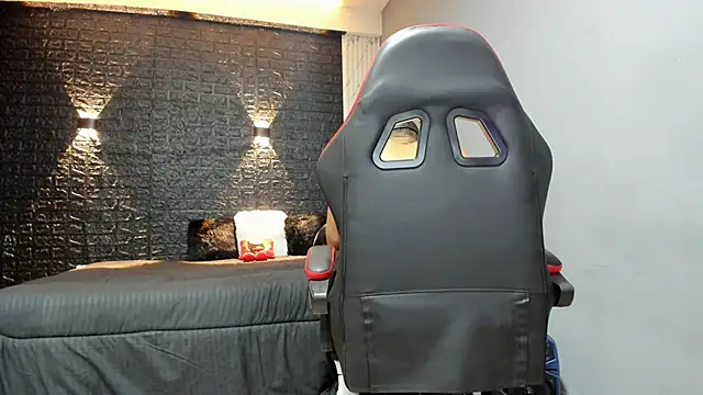 Snapshot of taurus_boy1 chatting on October 20, 2025, 3:29 am taurus boy1 online show from October 20, 2025, 3:29 am