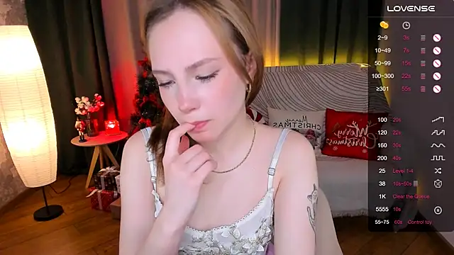 LanaBlu  online show from December 18, 2024, 10:08 am