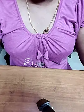 Aishu-tamil09 online show from January 7, 2026, 5:15 pm