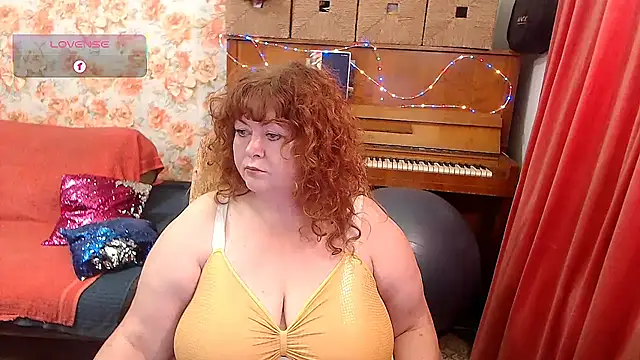 RoseRed69 online show from November 26, 2025, 4:35 am