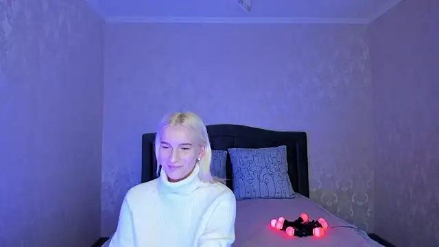 Amanda054 online show from February 2, 2025, 5:48 pm