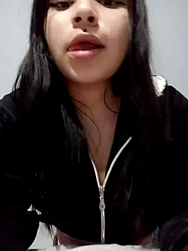 Anne and Mia online show from December 27, 2024, 10:12 am