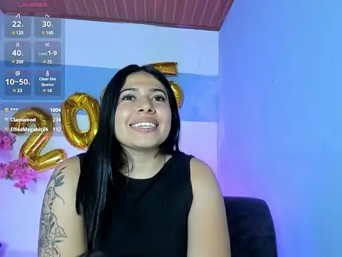 caro sweett online show from January 1, 2025, 7:43 pm