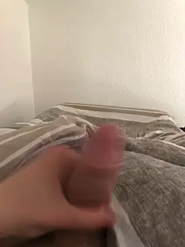 wixxer872302 online show from April 12, 2026, 12:32 pm